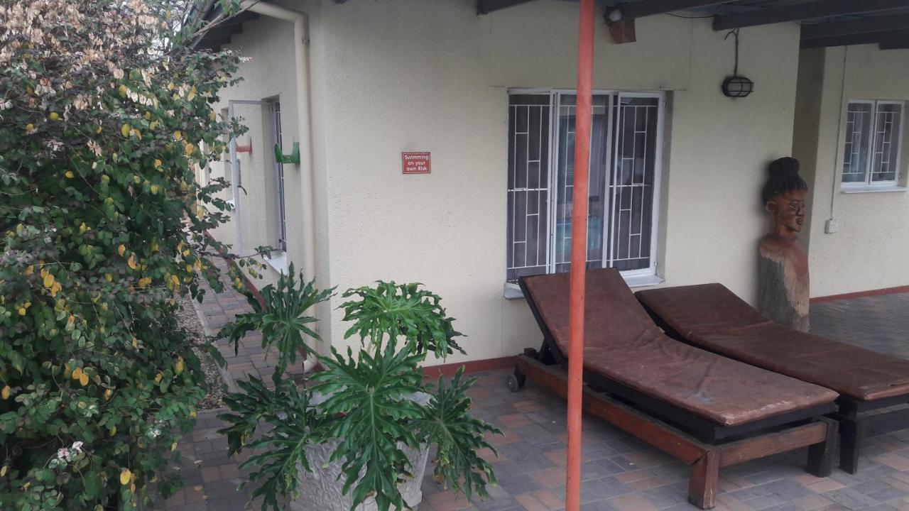 Guesthouse Villa Nina Okahandja Exteriör bild